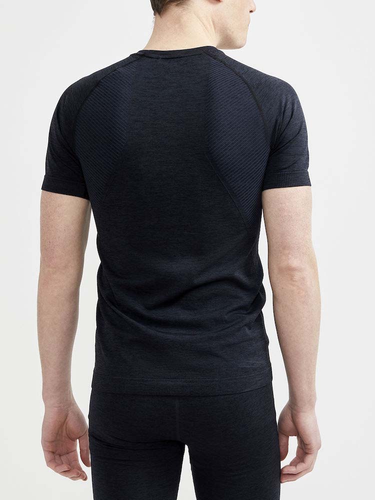 Core Dry Active Comfort shortsleeve shirt