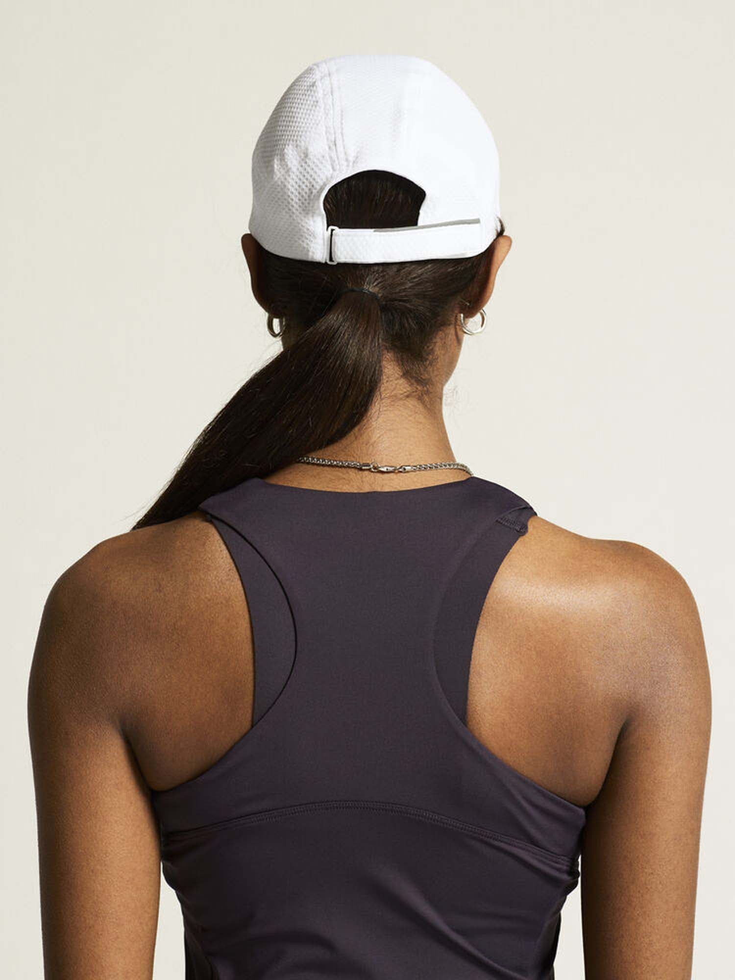 Advencement Tone singlet