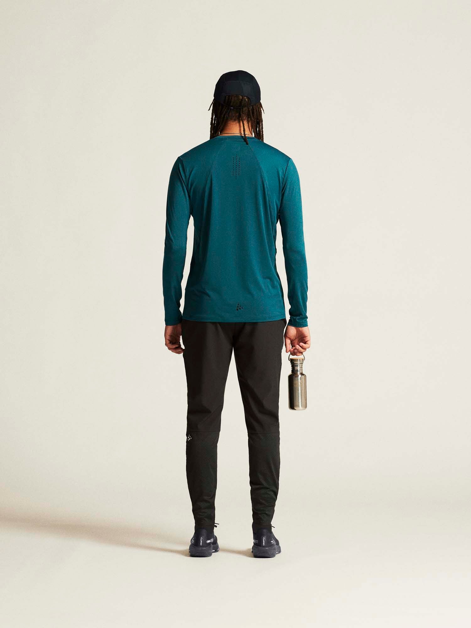 Adv Essence longsleeve