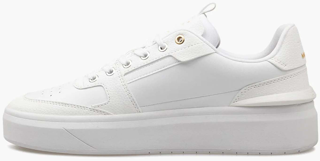 Endorsed Tennis sneakers