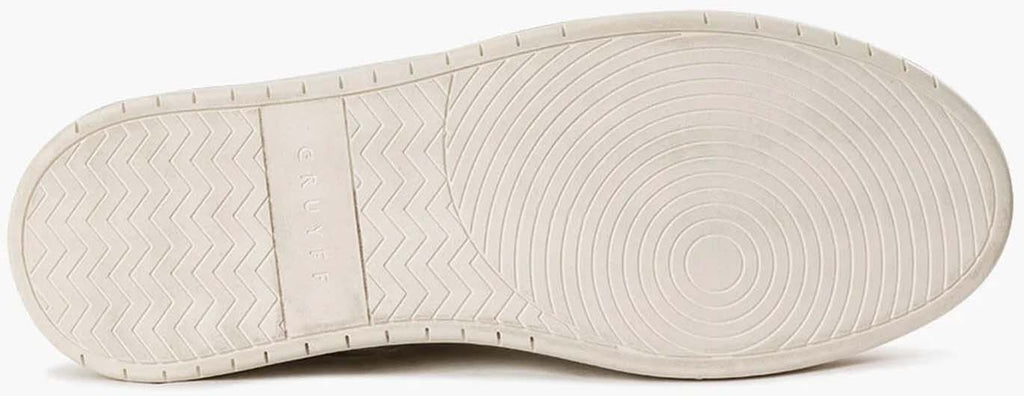 Endorsed Tennis sneakers
