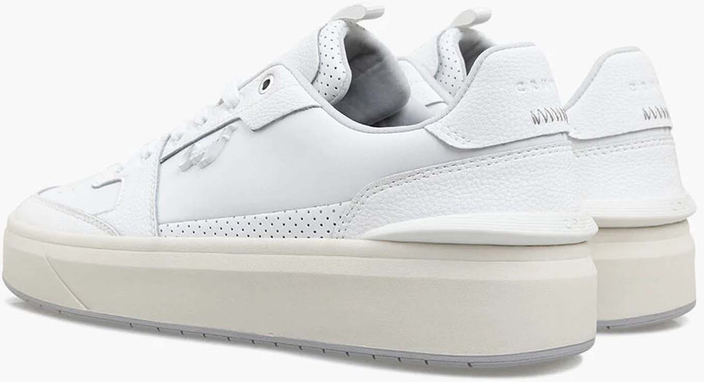 Endorsed Tennis sneakers