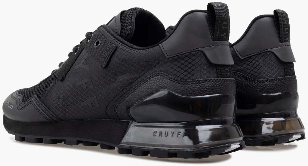 Superbia sneakers