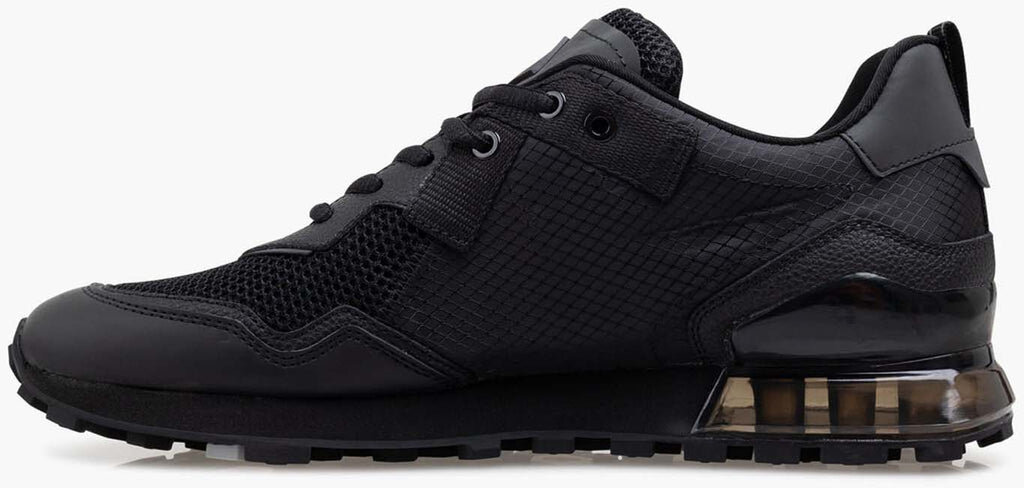 Superbia sneakers