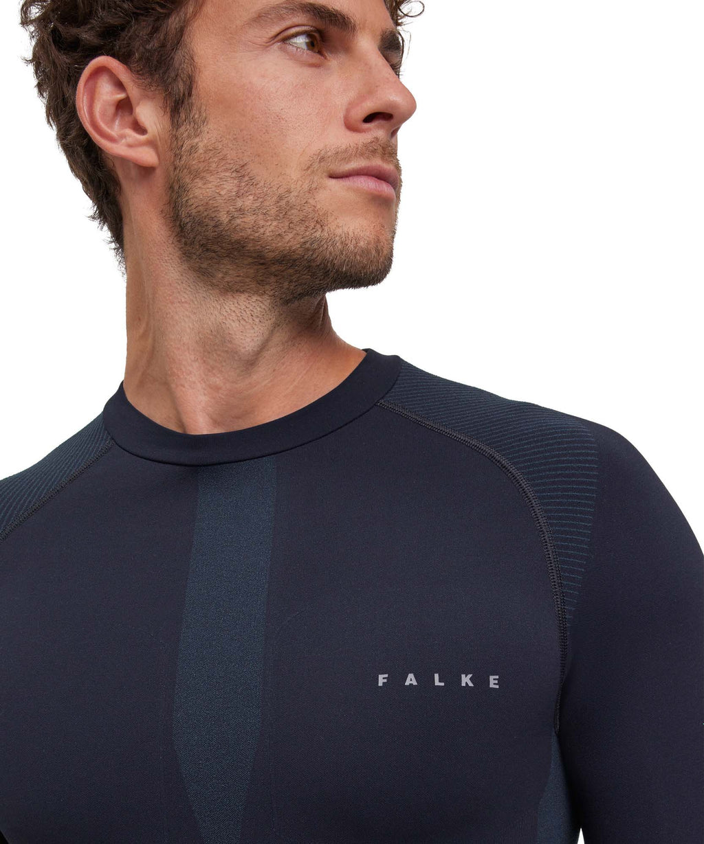 Longsleeved baselayer