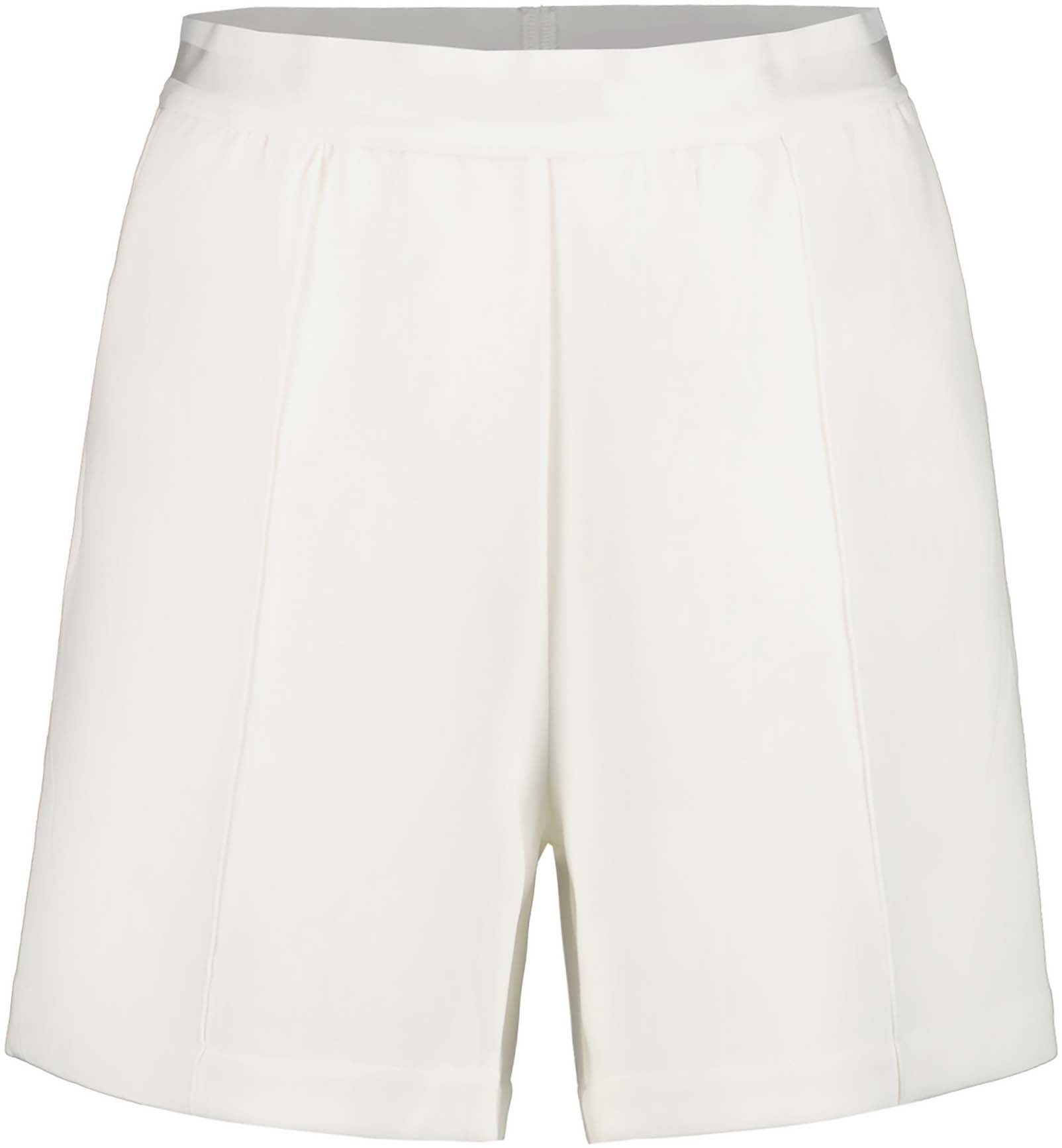Huhtaa short