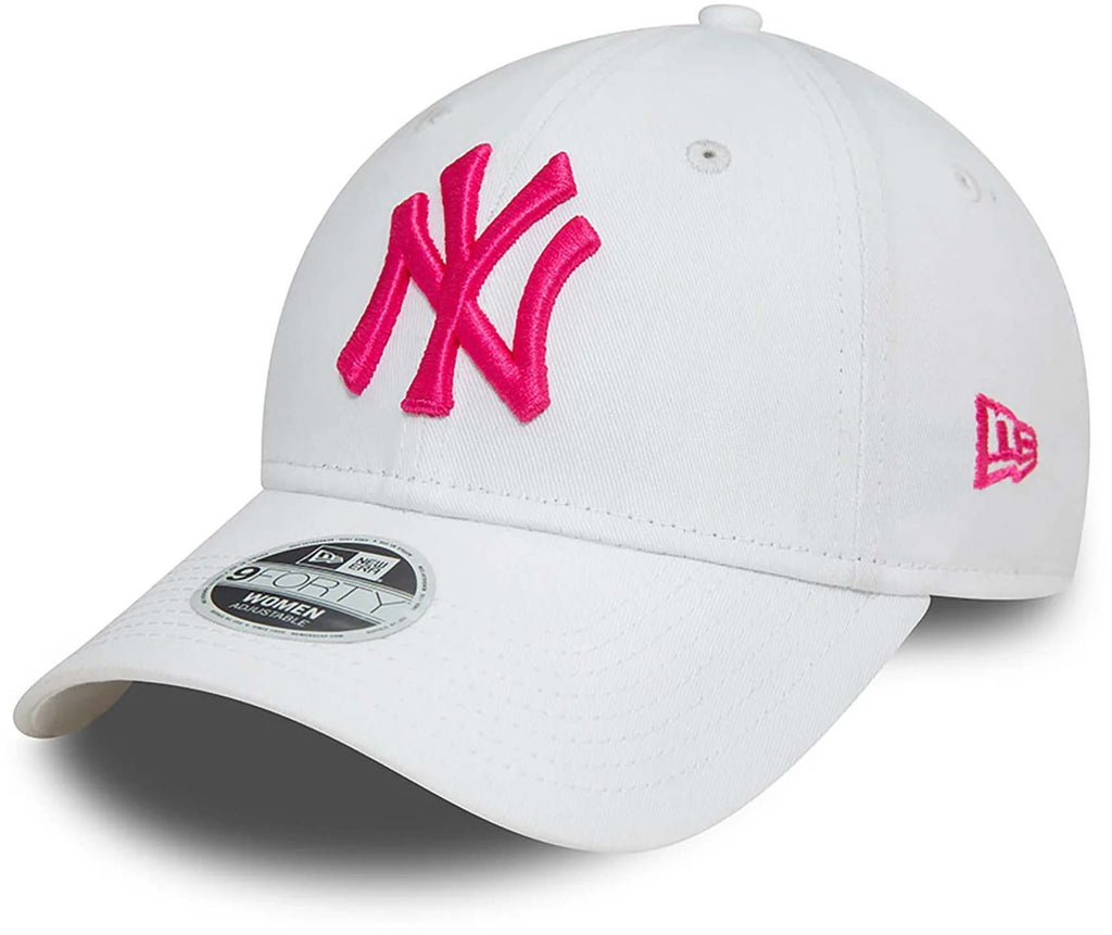 New York Yankees League Essential 9FORTY Adjustable  pet