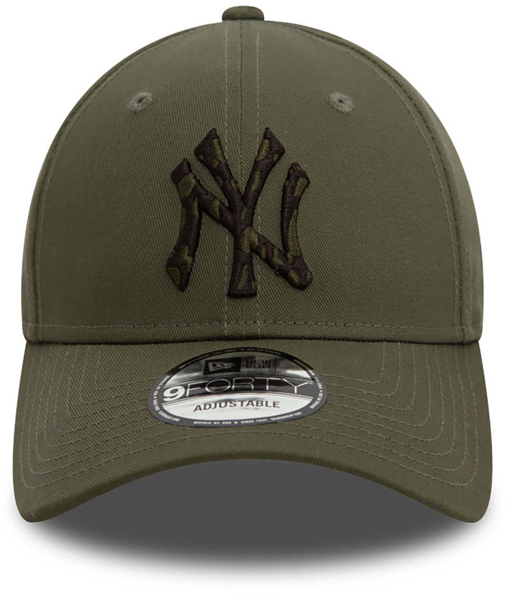 New York Yankees League Essential 9FORTY Adjustable pet