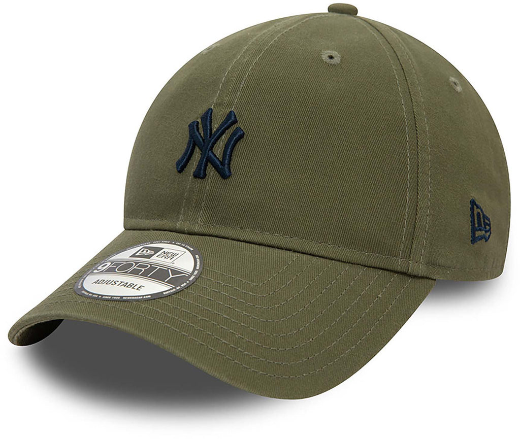 New York Yankees League Essential 9FORTY Adjustable pet