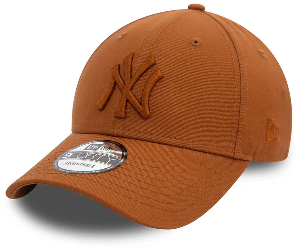 New York Yankees League Essential 9FORTY Adjustable pet