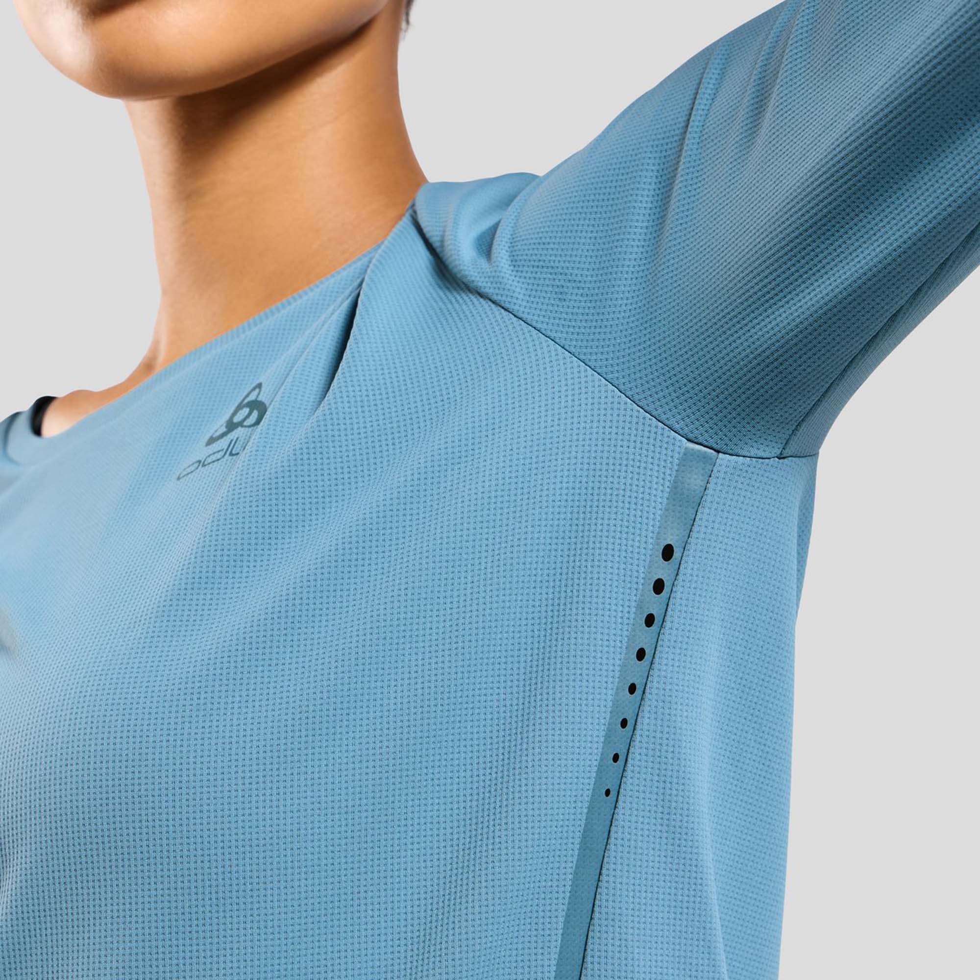 Crew neck zeroweight chill-tec longsleeve hardloopshirt