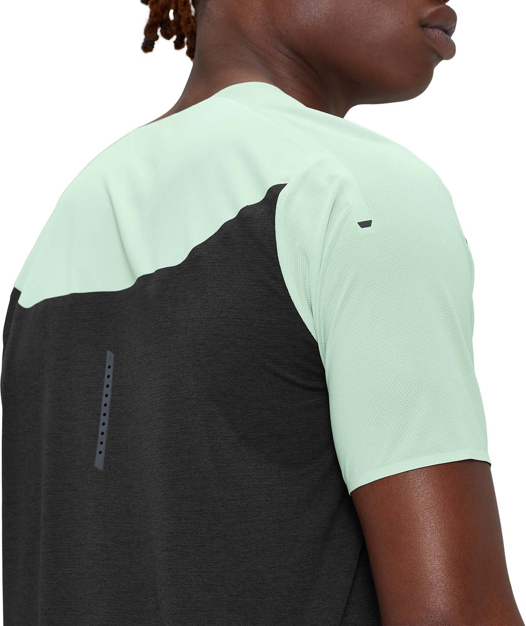 Performance t-shirt