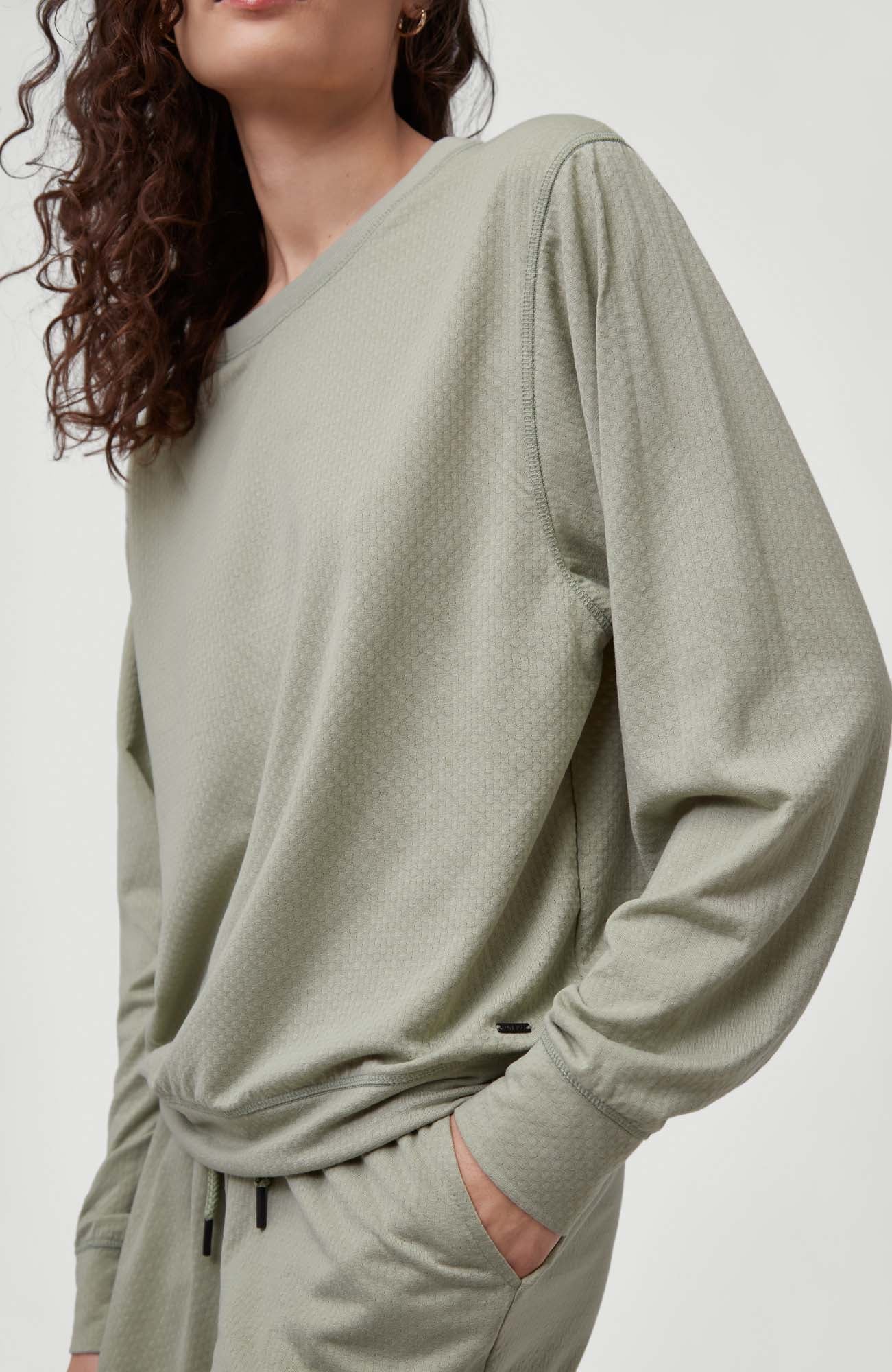 Essential Structure Crew sweater