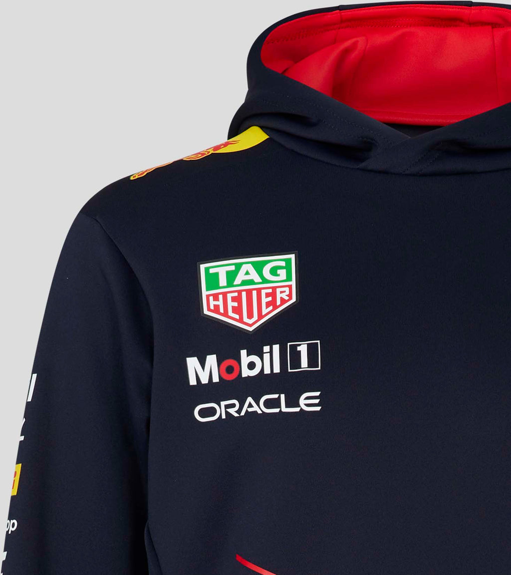 Pullover hoodie