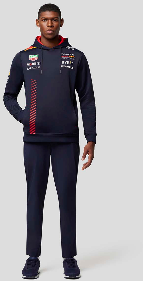 Pullover hoodie