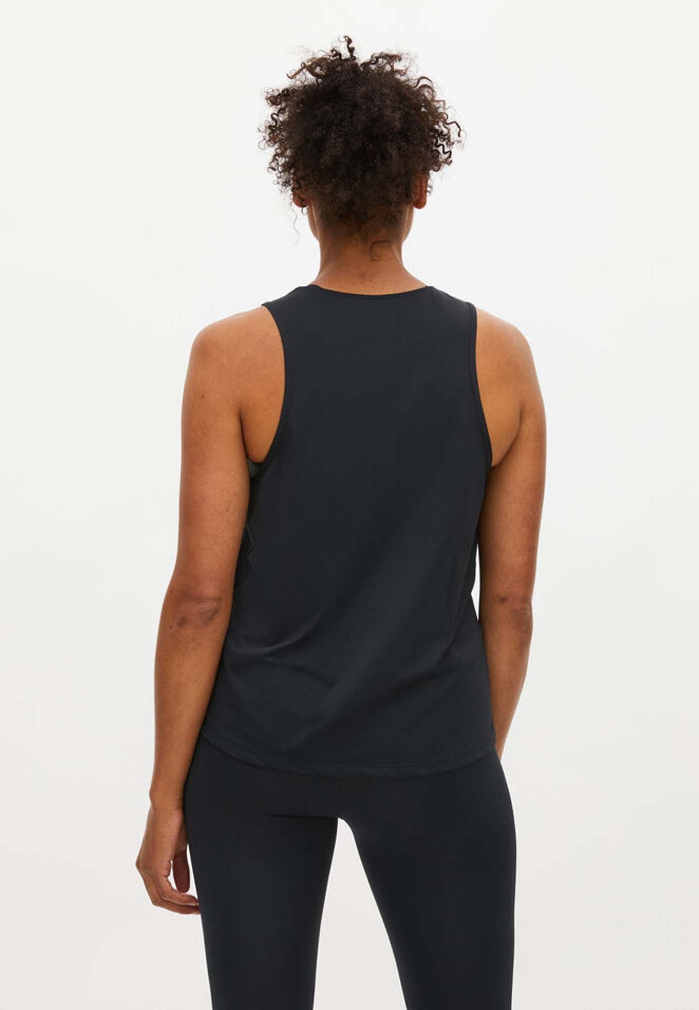 Court Loose tanktop