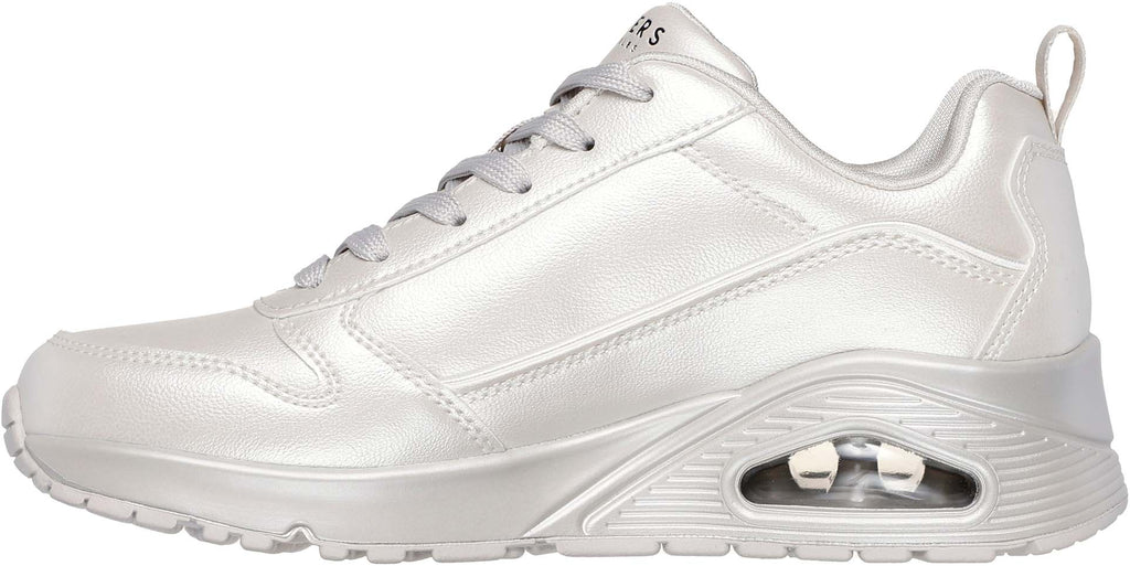 Uno sneakers