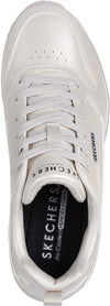 Uno sneakers