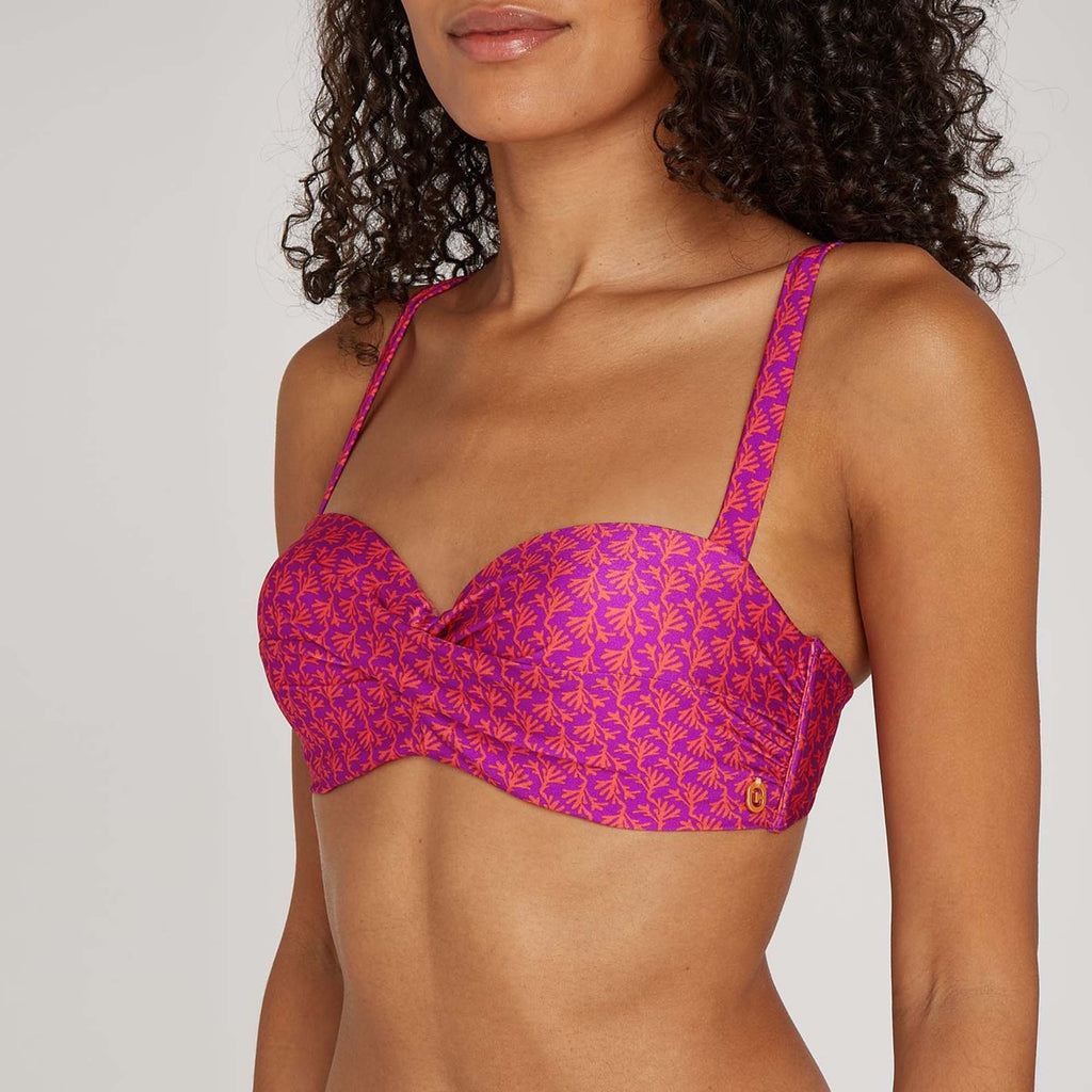 Padded Wired Twisted bikinitop